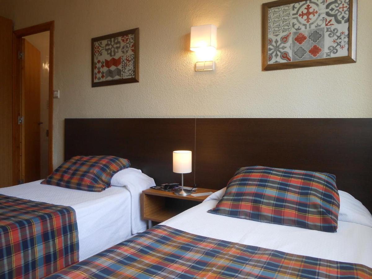 Hostal El Callejon Tarragona Dış mekan fotoğraf