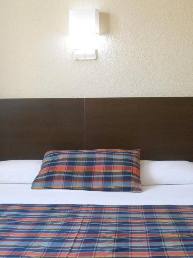 Hostal El Callejon Tarragona Dış mekan fotoğraf