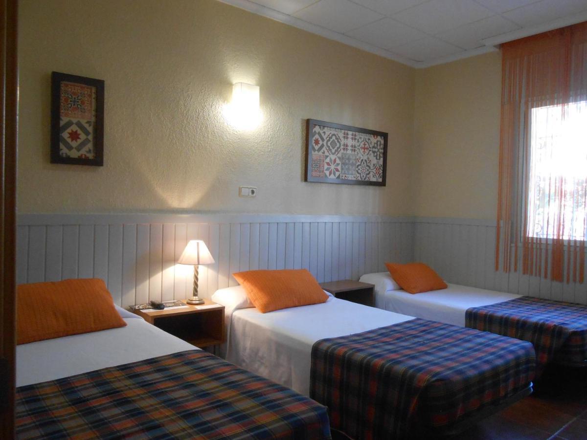 Hostal El Callejon Tarragona Dış mekan fotoğraf