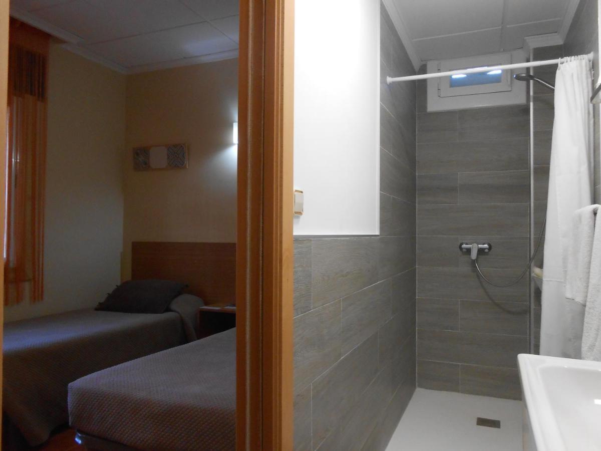 Hostal El Callejon Tarragona Dış mekan fotoğraf