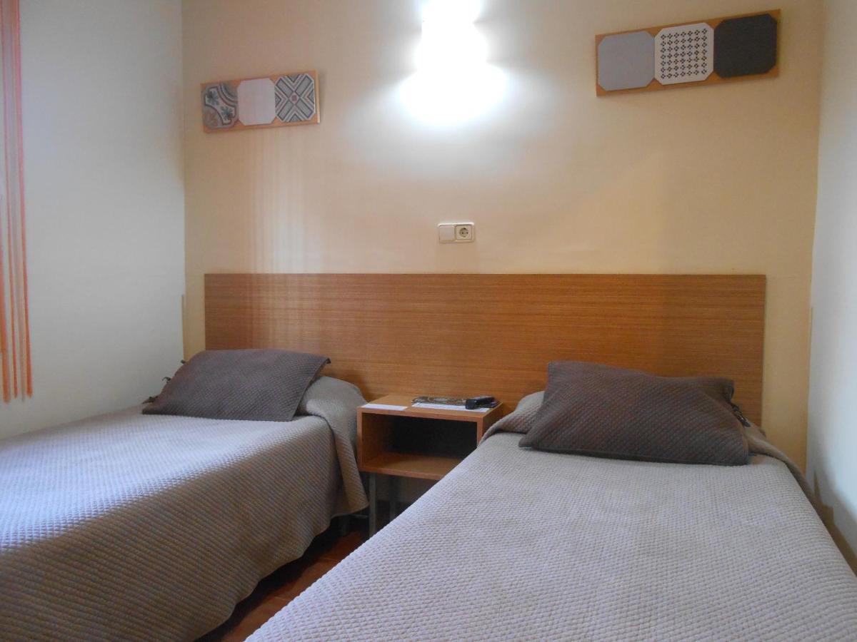 Hostal El Callejon Tarragona Dış mekan fotoğraf