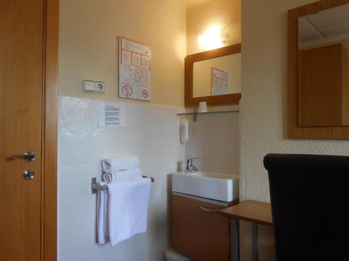 Hostal El Callejon Tarragona Dış mekan fotoğraf