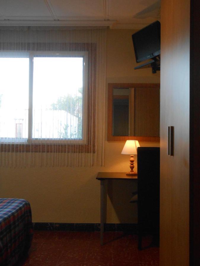 Hostal El Callejon Tarragona Dış mekan fotoğraf