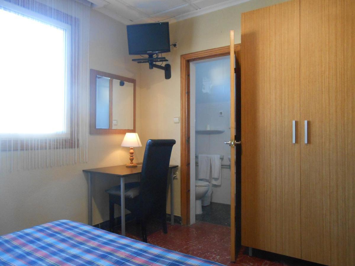 Hostal El Callejon Tarragona Dış mekan fotoğraf