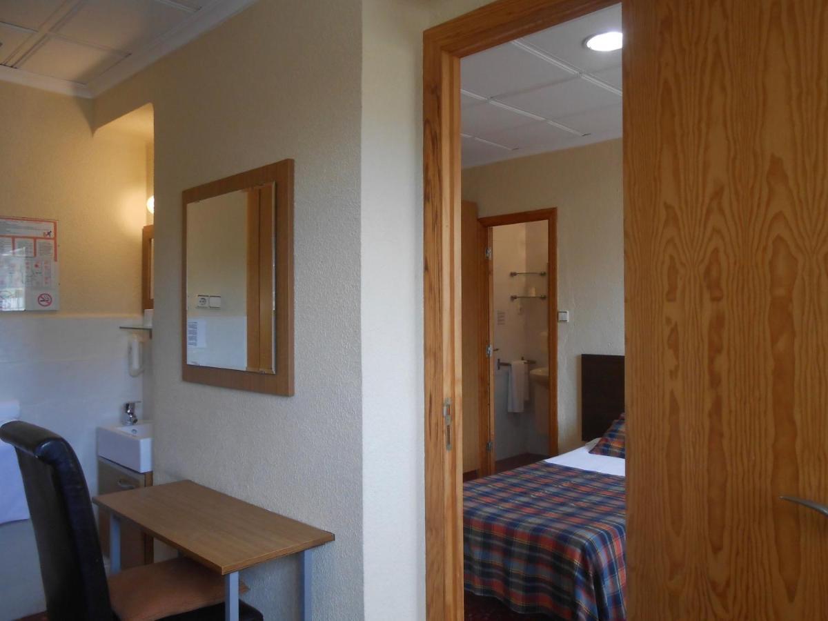 Hostal El Callejon Tarragona Dış mekan fotoğraf