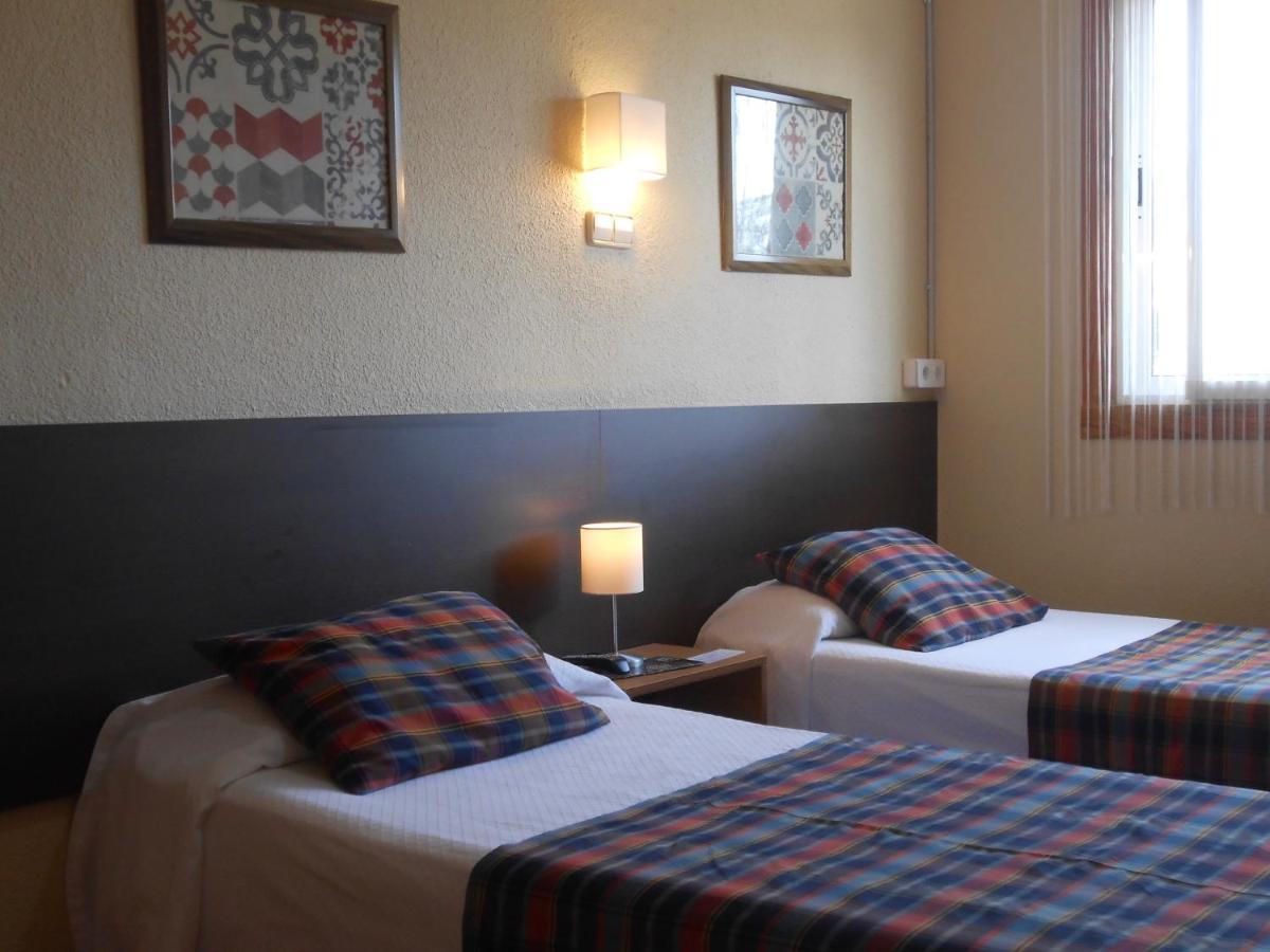 Hostal El Callejon Tarragona Dış mekan fotoğraf