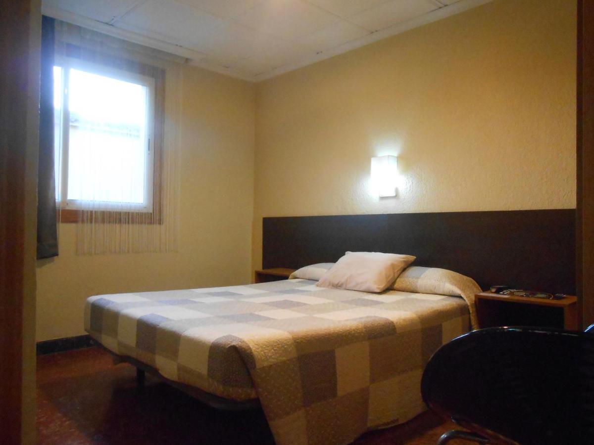 Hostal El Callejon Tarragona Dış mekan fotoğraf